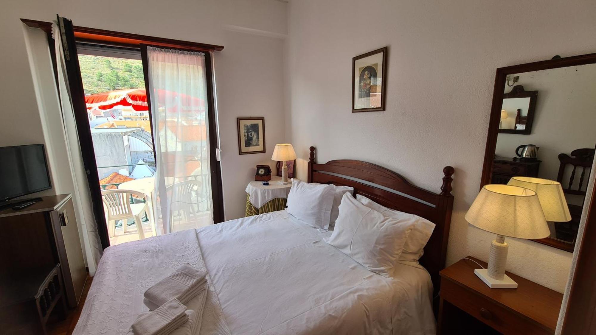 Solar Dos Carvalhos - Apartamentos De Turismo 나자레 외부 사진